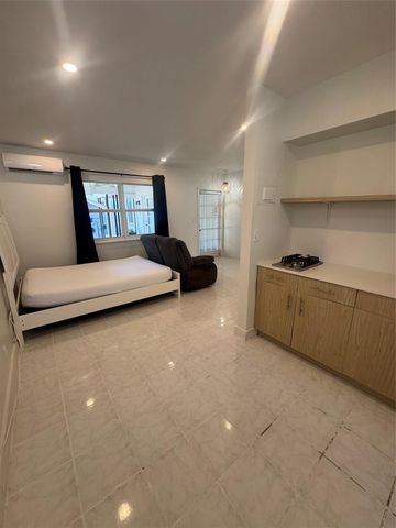 1941 Washington St 3, Hollywood, FL 33020