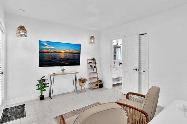 1941 Washington St 3, Hollywood, FL 33020