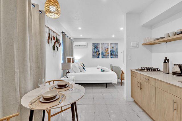 1941 Washington St 3, Hollywood, FL 33020