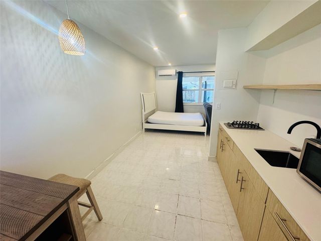 1941 Washington St 3, Hollywood, FL 33020