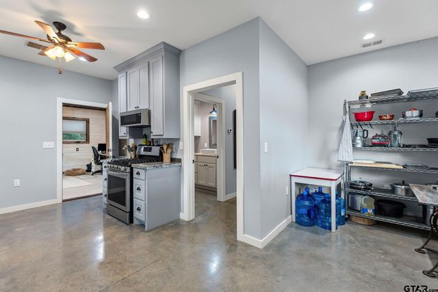 448 County Road 4581, Sulphur Springs, TX 75482