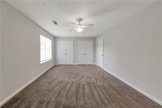 1008 Huntington Trace SE, Smyrna, GA 30082