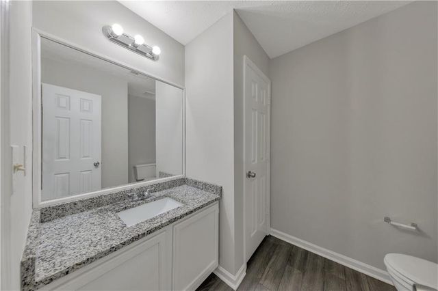 1008 Huntington Trace SE, Smyrna, GA 30082