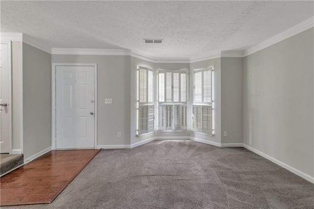 1008 Huntington Trace SE, Smyrna, GA 30082