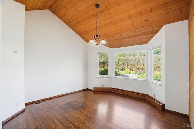 333 Randolph Ave, Kenwood, CA 95452