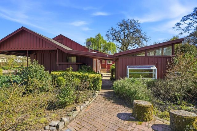 333 Randolph Ave, Kenwood, CA 95452