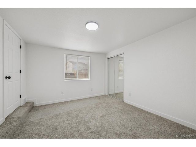 21 S Newland Ct, Lakewood, CO 80226