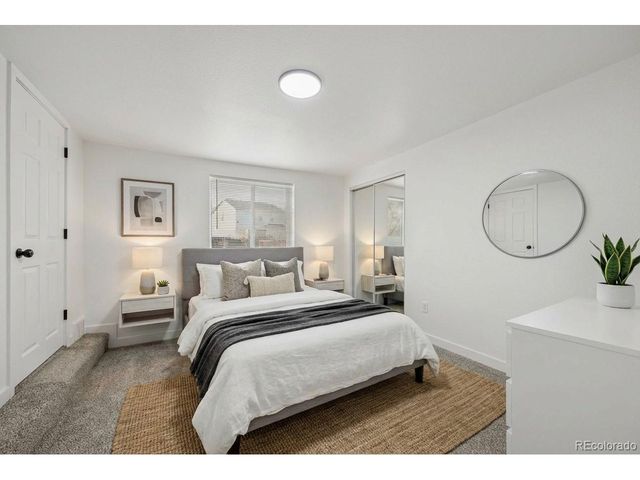 21 S Newland Ct, Lakewood, CO 80226