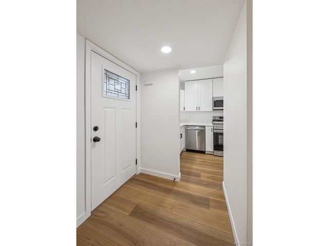 21 S Newland Ct, Lakewood, CO 80226