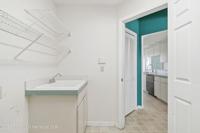 10358 Ireland Street, Weeki Wachee, FL 34614