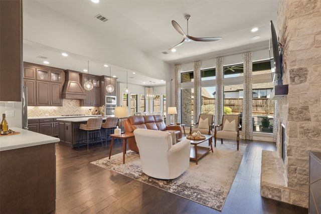 4028 Palomino Road, Aubrey, TX 76227