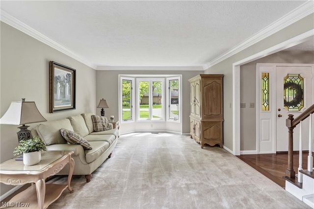 25832 Briarwood Court, Westlake, OH 44145