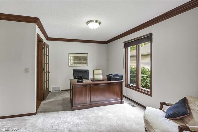 25832 Briarwood Court, Westlake, OH 44145