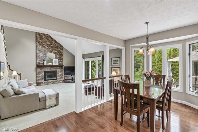 25832 Briarwood Court, Westlake, OH 44145