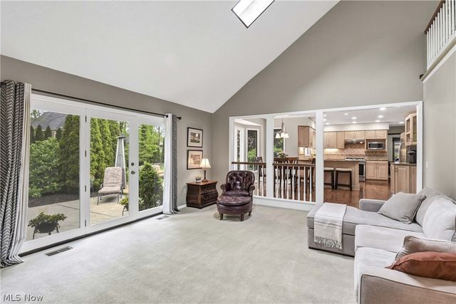 25832 Briarwood Court, Westlake, OH 44145