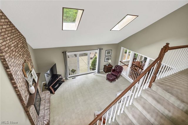 25832 Briarwood Court, Westlake, OH 44145