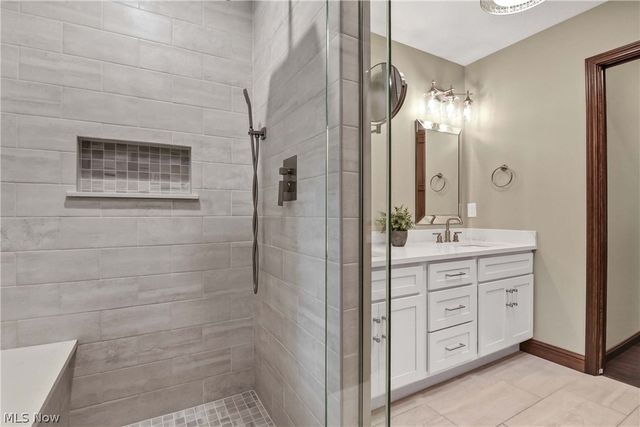 25832 Briarwood Court, Westlake, OH 44145