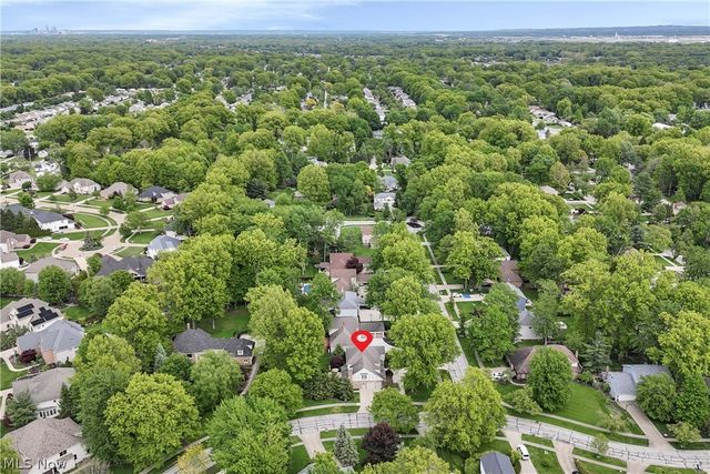 25832 Briarwood Court, Westlake, OH 44145