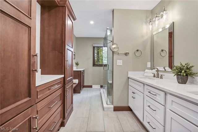 25832 Briarwood Court, Westlake, OH 44145