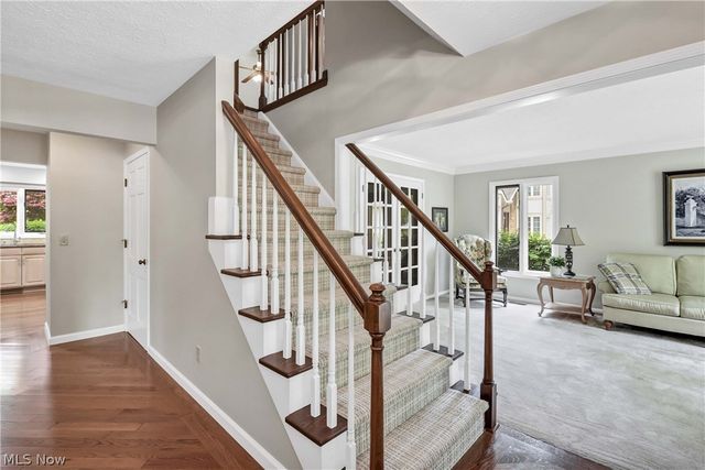25832 Briarwood Court, Westlake, OH 44145