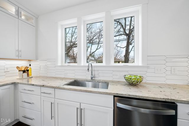 200 Bledsoe Avenue, Raleigh, NC 27601