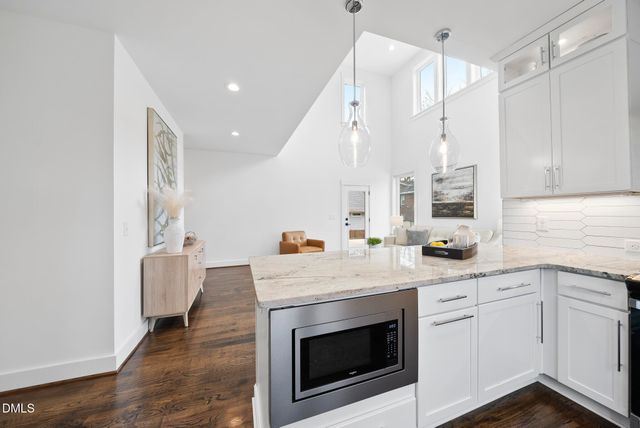 200 Bledsoe Avenue, Raleigh, NC 27601