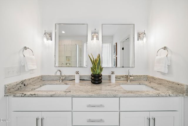 200 Bledsoe Avenue, Raleigh, NC 27601