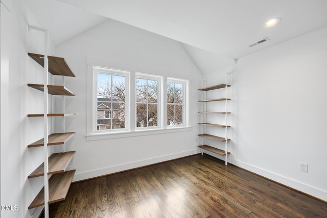 200 Bledsoe Avenue, Raleigh, NC 27601