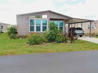527 Tropical Isles Circle F-30, Fort Pierce, FL 34982
