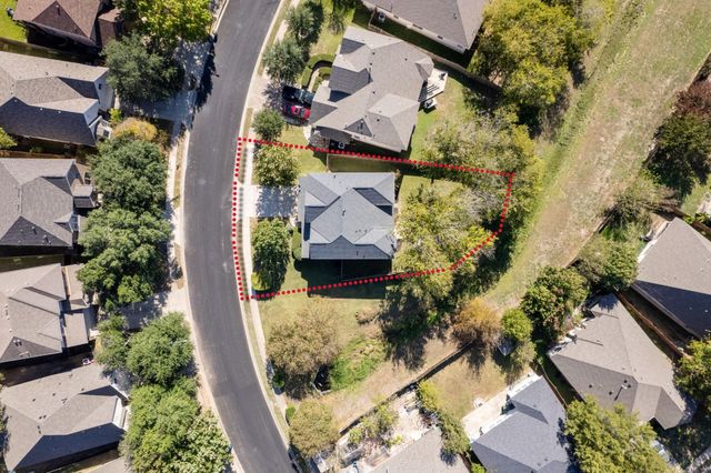 1501 Weatherford DR, Austin, TX 78753