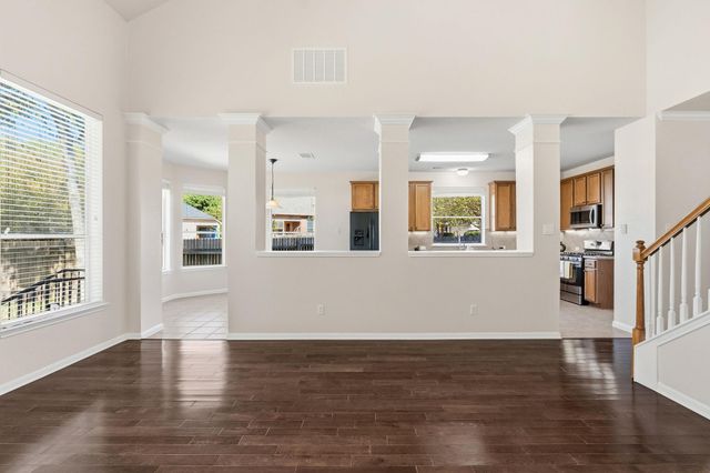 1501 Weatherford DR, Austin, TX 78753