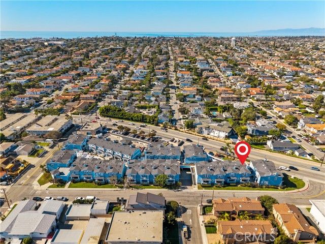 311 Aviation Place, Manhattan Beach, CA 90266