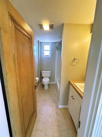 5133 Brightwood Rd, Bethel Park, PA 15102