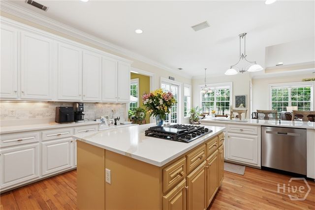 104 Commodore Drive, Savannah, GA 31410
