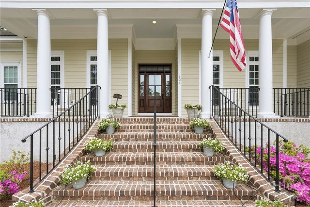 104 Commodore Drive, Savannah, GA 31410