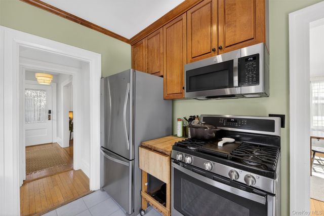 4 Spaulding Place, Ossining, NY 10562