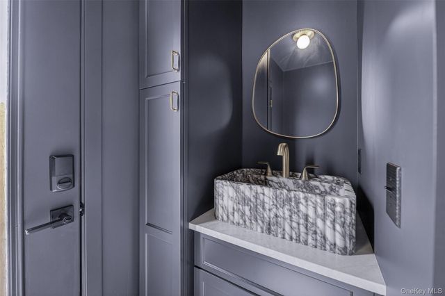 4 Spaulding Place, Ossining, NY 10562