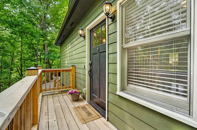 747 Mountain Oak Road, Ellijay, GA 30540