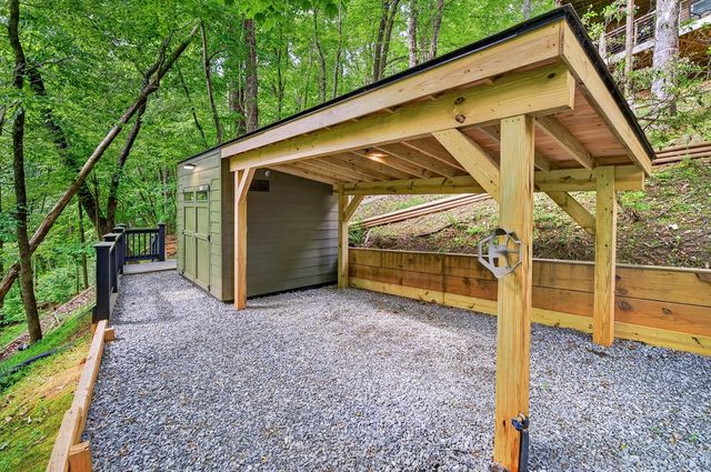 747 Mountain Oak Road, Ellijay, GA 30540