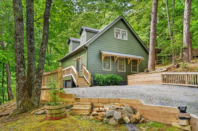 747 Mountain Oak Road, Ellijay, GA 30540