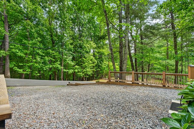 747 Mountain Oak Road, Ellijay, GA 30540