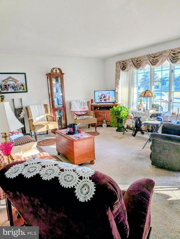 5229 SUNSET LN, Gap, PA 17527