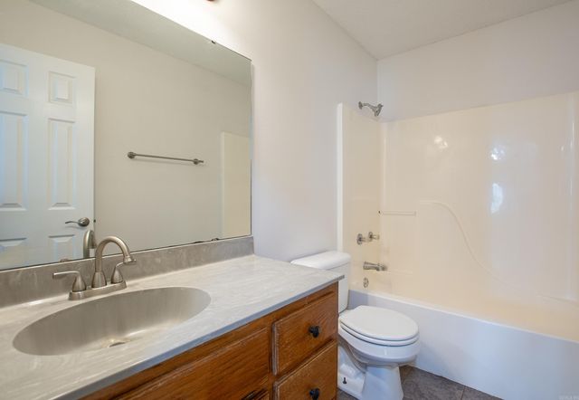 218 Hunters Run Drive, Benton, AR 72015