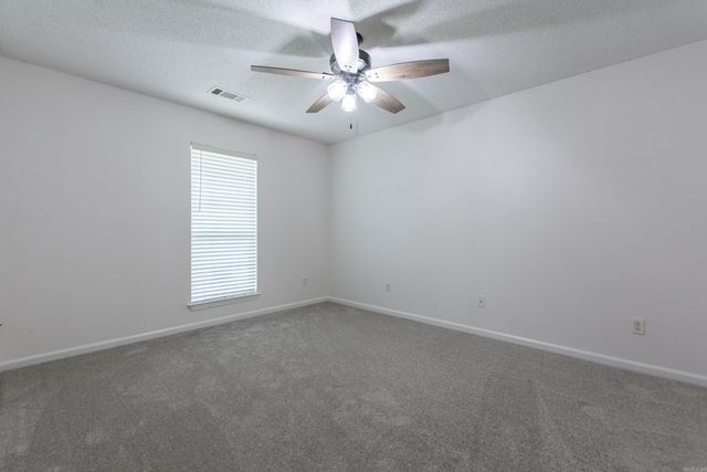 218 Hunters Run Drive, Benton, AR 72015