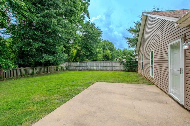 218 Hunters Run Drive, Benton, AR 72015