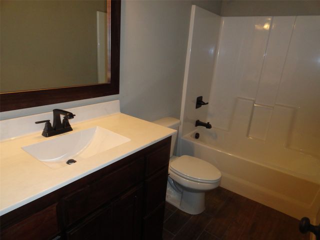 2521 N 16th Street, Broken Arrow, OK 74012