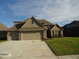 2521 N 16th Street, Broken Arrow, OK 74012