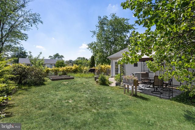 23 HIGHLAND AVE, Sicklerville, NJ 08081