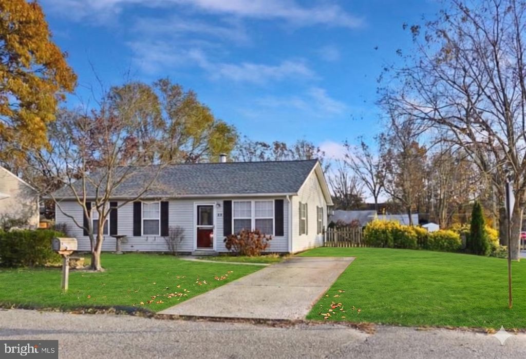 23 HIGHLAND AVE, Sicklerville, NJ 08081
