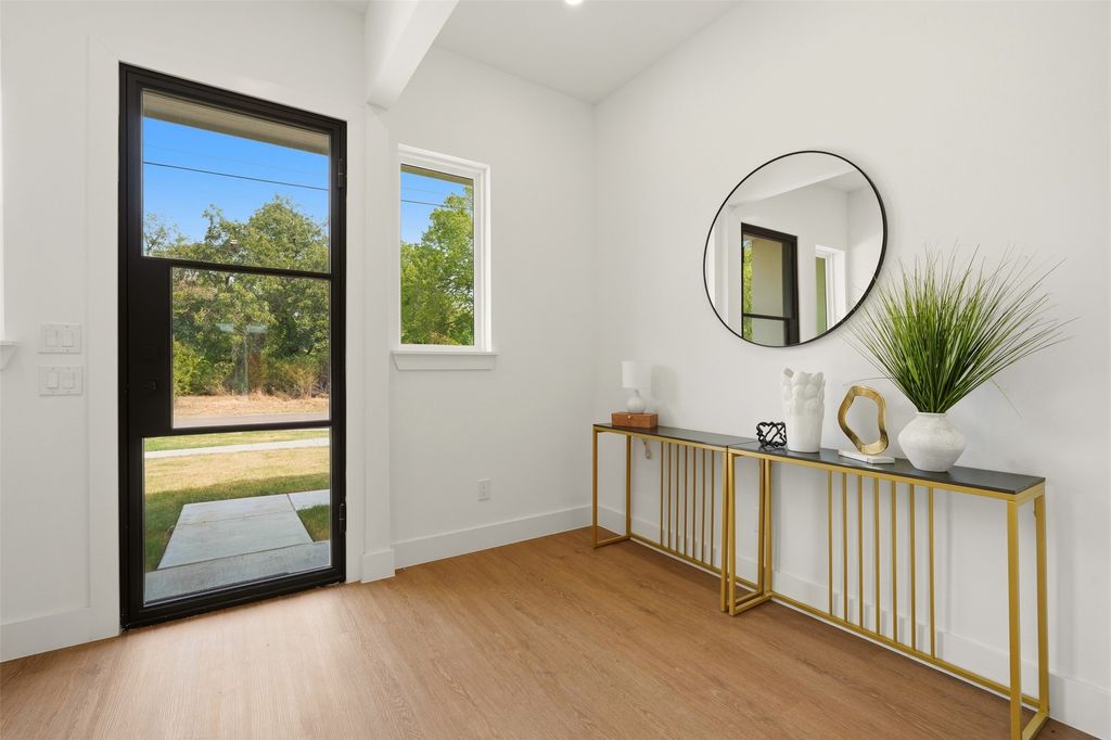 6911 Mohawk Drive, Dallas, TX 75235 — photo 2
